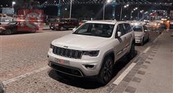 جیپ گراند شیرۆکی